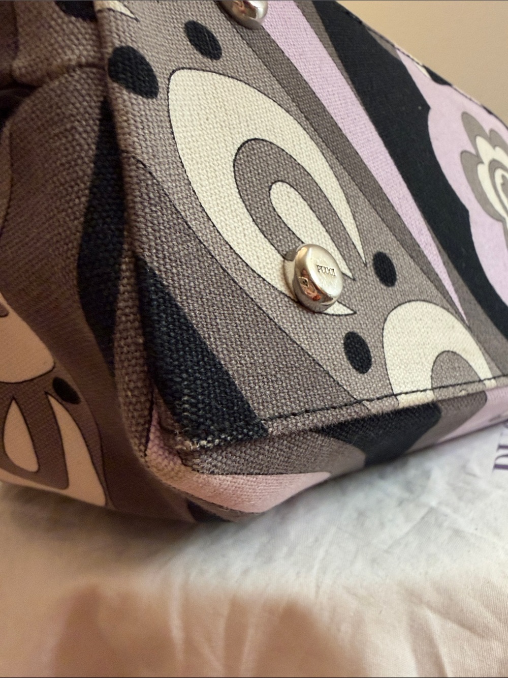 Vintage Emilio Pucci purple black gray and white canvas and leather tote handbag - Picture 7 of 15